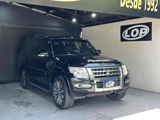 MITSUBISHI PAJERO FULL 3.2 HPE 4X4 16V TURBO INTERCOOLER DIESEL 4P AUTOMÁTICO